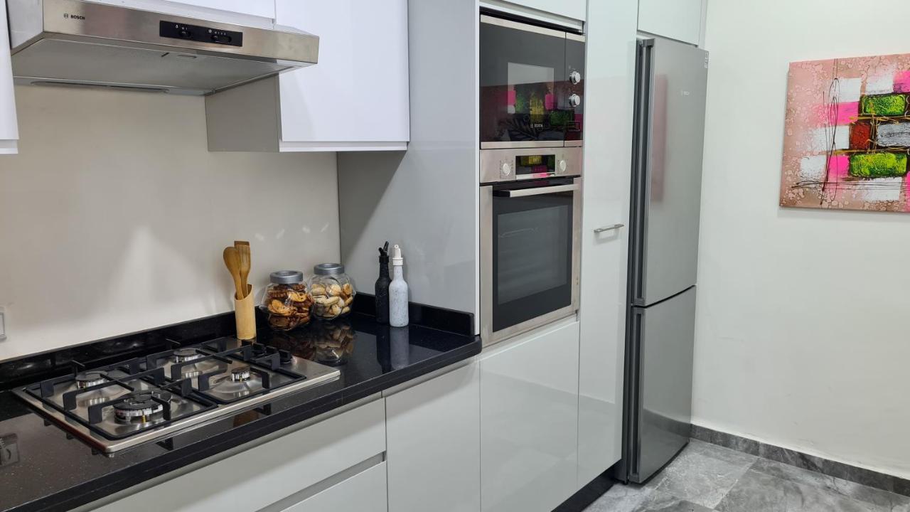 Cosy 2 Bedrooms Apartment In The Heart Of Casablanca Ngoại thất bức ảnh